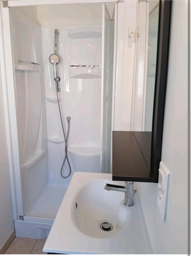 Les Chambres Touristique Julea Dienville 外观 照片